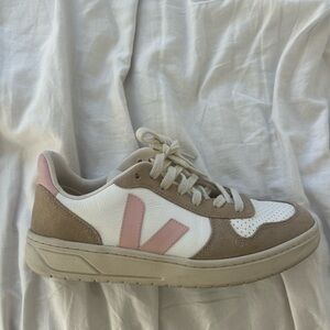 Veja Womens Sneakers - tan and pink colourway